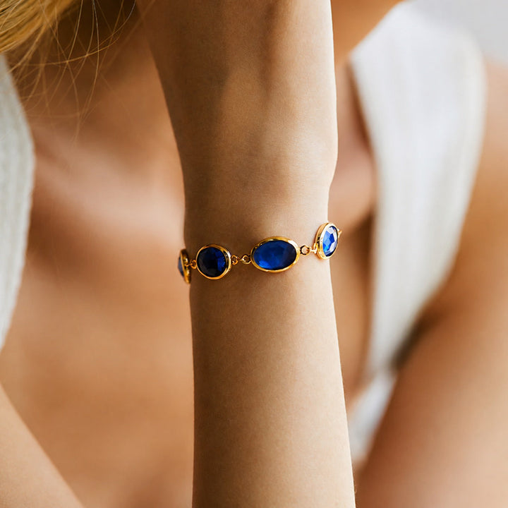 Seraphyne Glacienne Gold Bracelet | Community Club